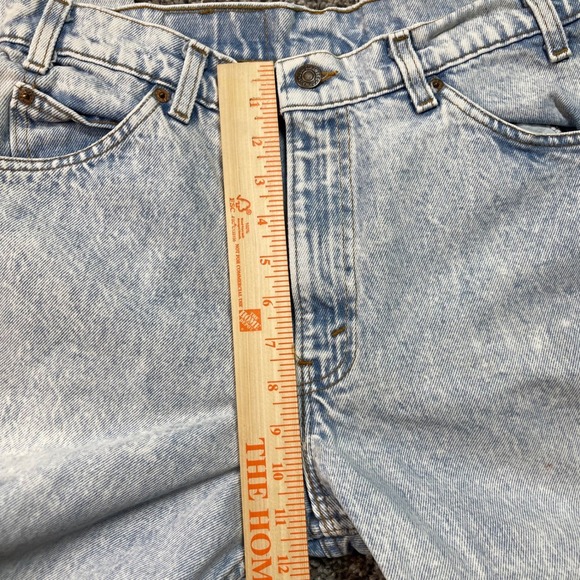 Vintage Levi's 550 Jeans Women's 28x30 USA Made Light Wash Relaxed Fit Acid Wash - Picture 6 of 10